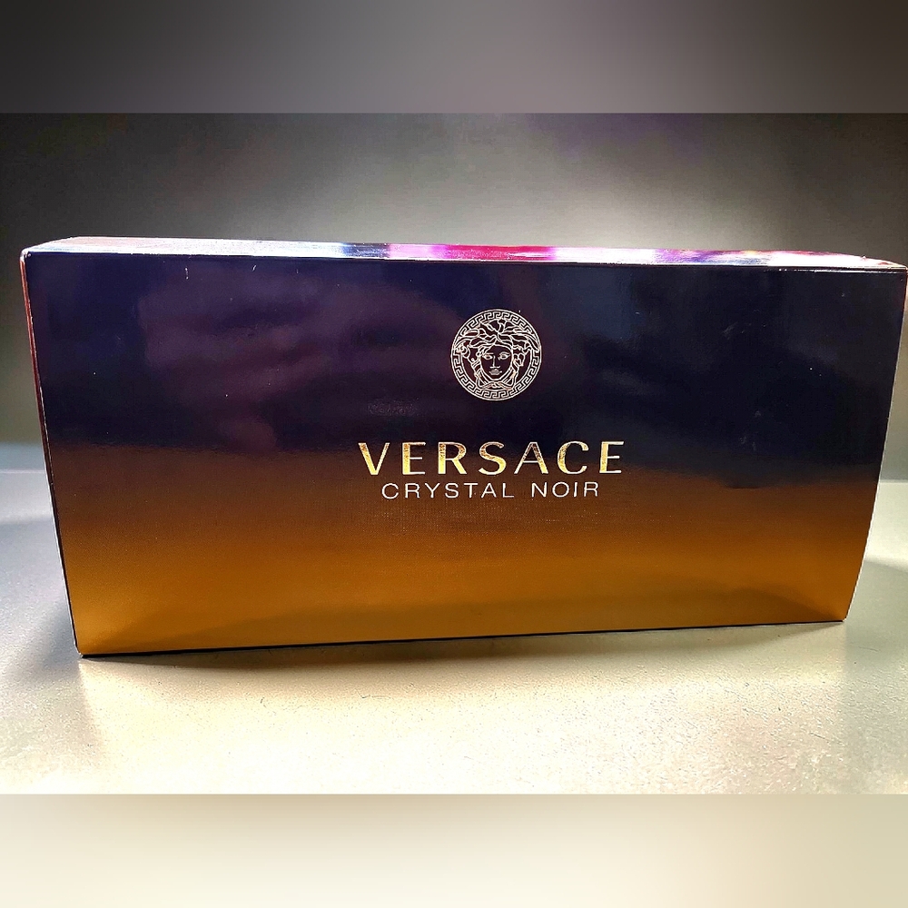 Versace Crystal Noir Gift Set Unused Product Included